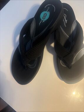 BRAND NEW CLARK’S CLOUDSTEPPERS